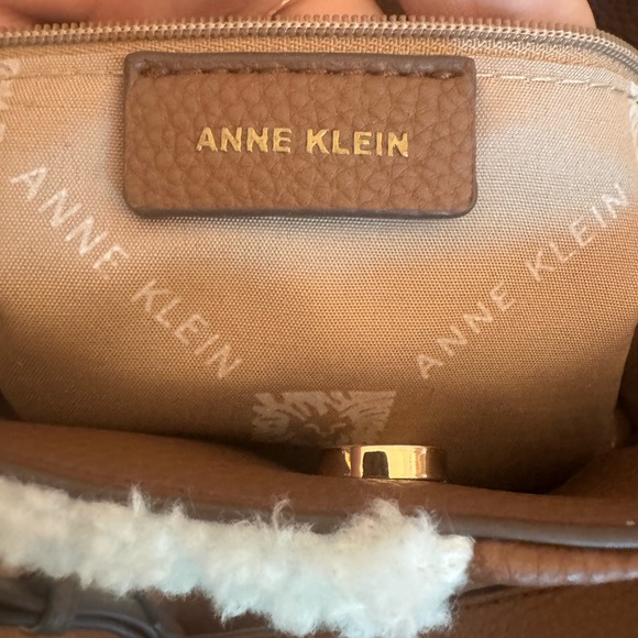 ANN KLINE SATCHEL/CROSSBODY - Picture 3 of 10